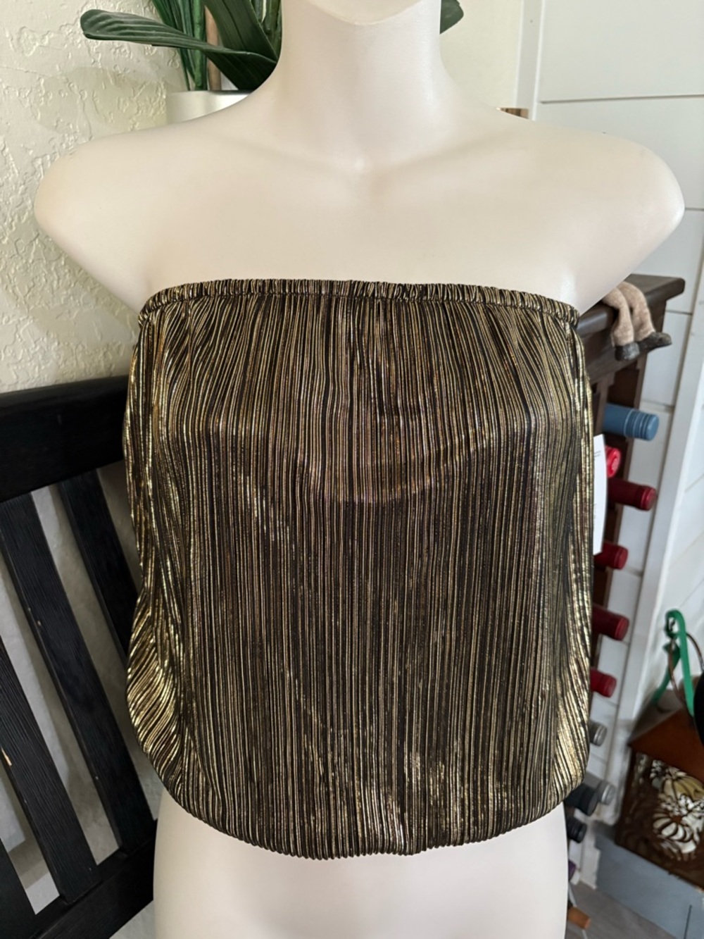 BOLD elements Metallic Pleated Strapless Gold Tube Top